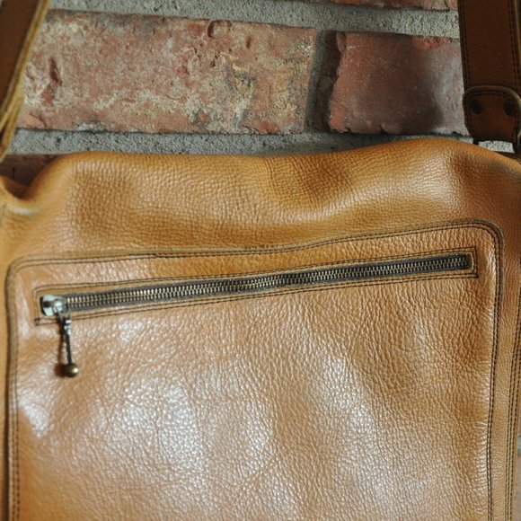 Earth Nynja Natural Leather Heavy Duty Crossbody Messenger Bag Lrg - Picture 5 of 12